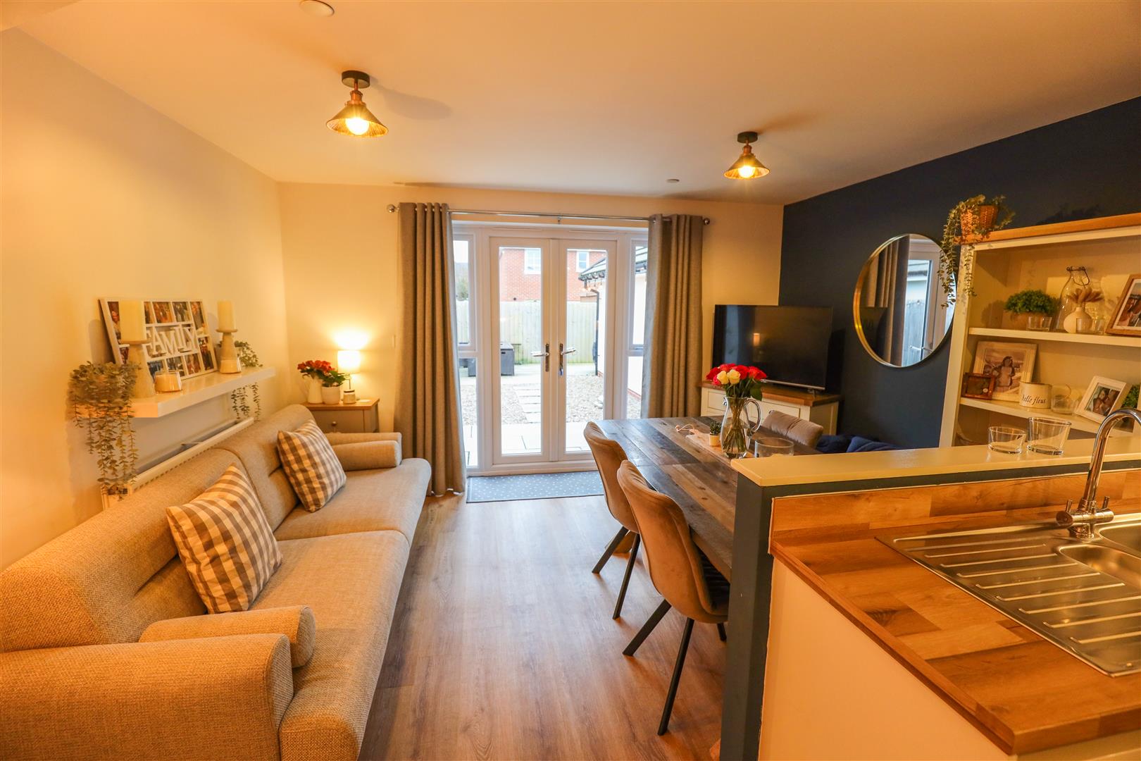 94 Ffordd Y Spitfire, St. Athan, Vale of Glamorgan, CF62 4HN